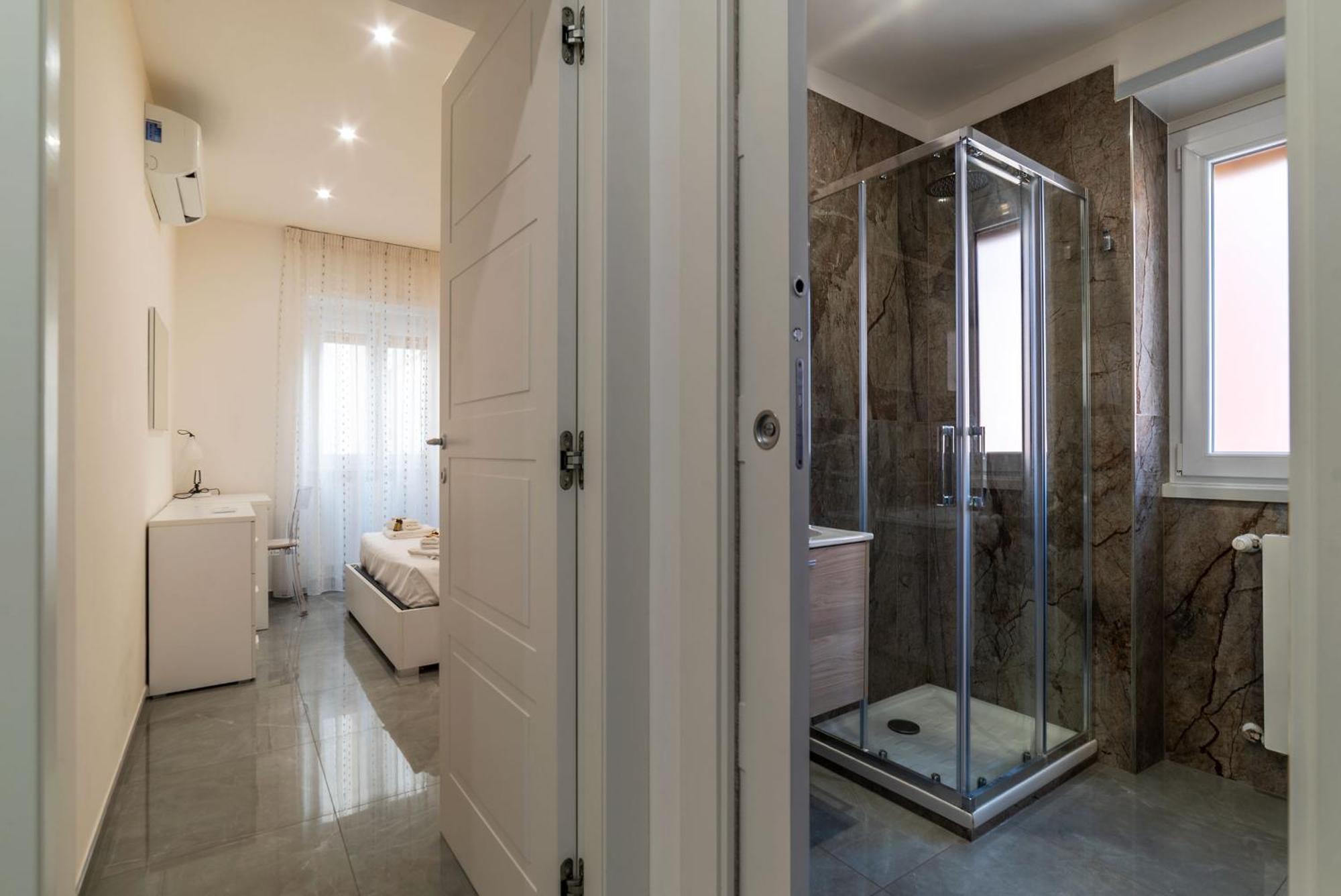 Apartmán Joivy Delightful 3-Bed Flat With Balcony Řím Exteriér fotografie