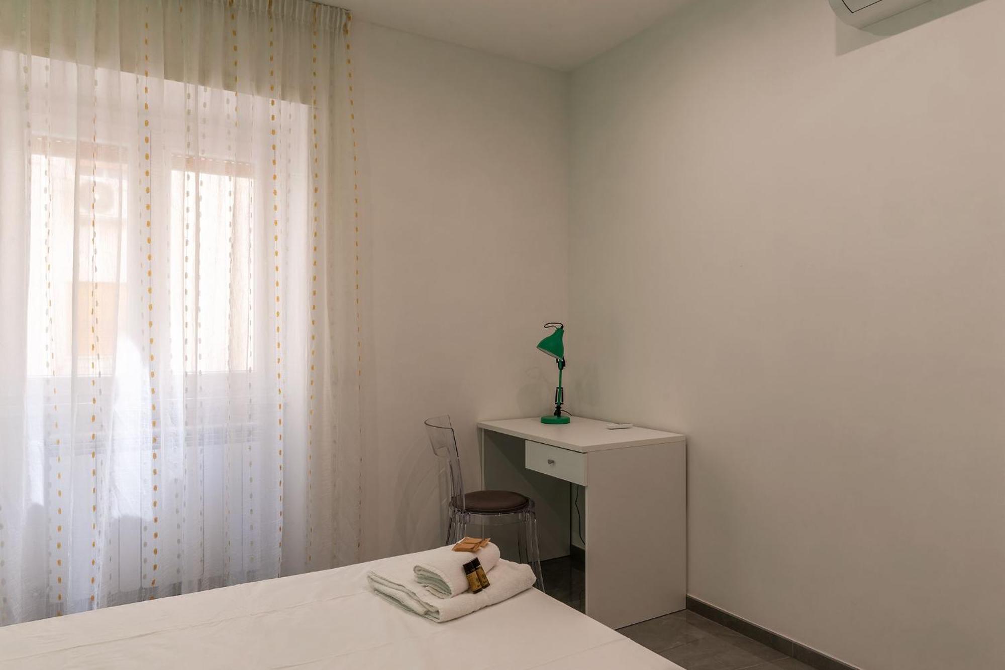 Apartmán Joivy Delightful 3-Bed Flat With Balcony Řím Exteriér fotografie