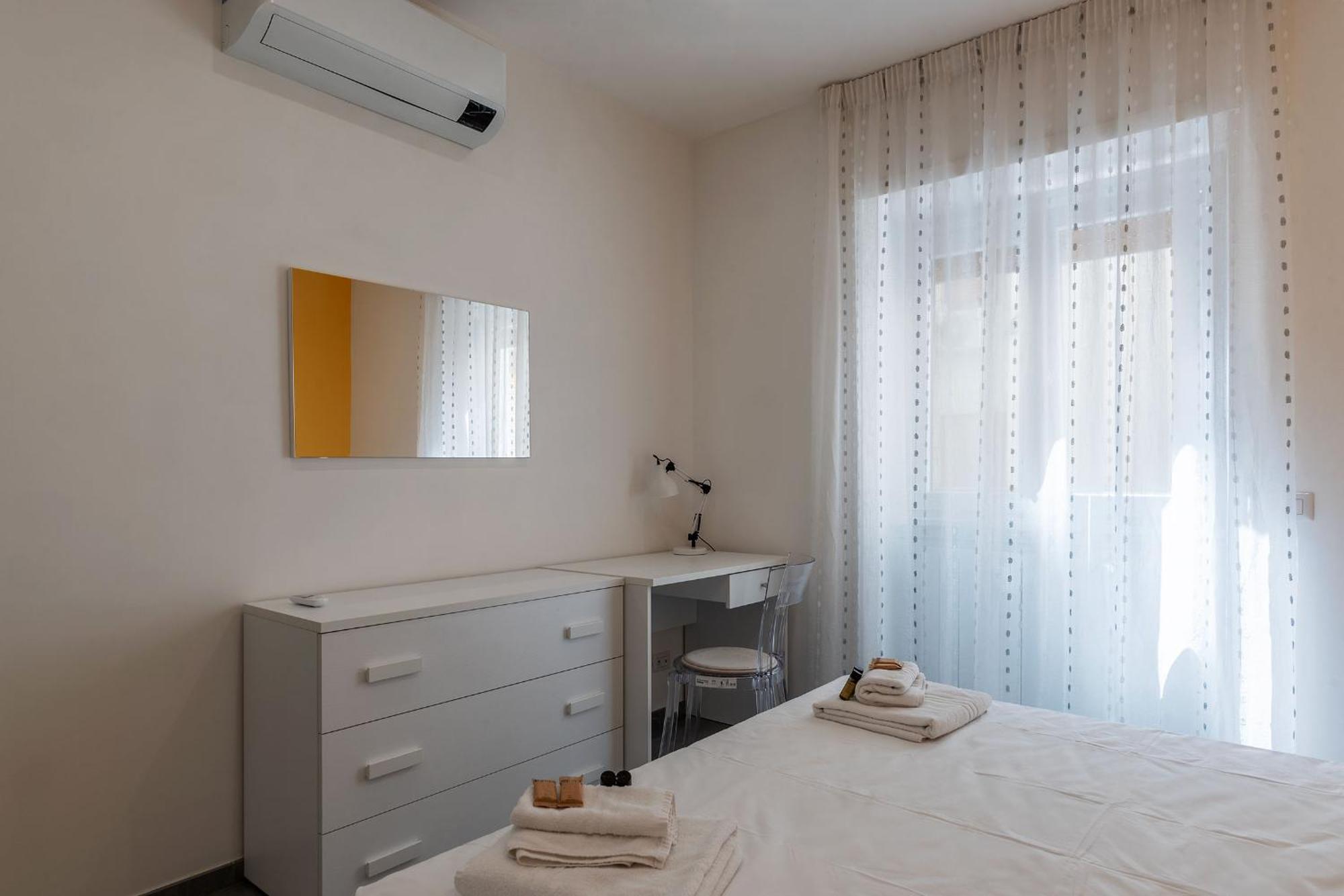 Apartmán Joivy Delightful 3-Bed Flat With Balcony Řím Exteriér fotografie